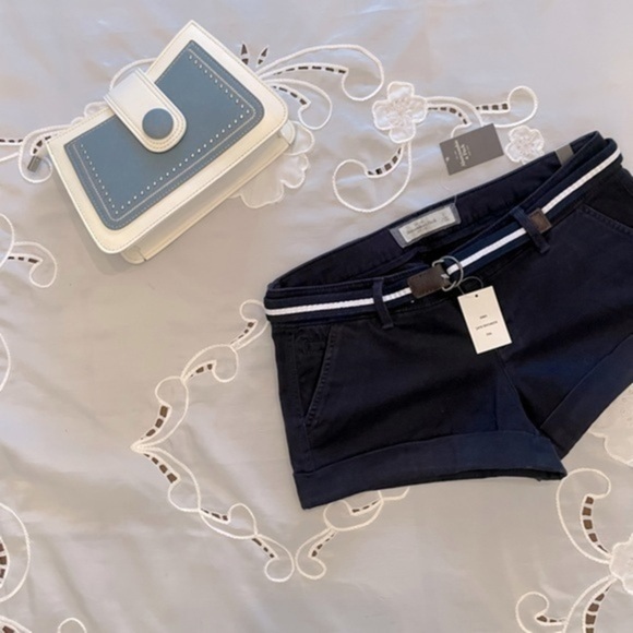 New Abercrombie Navy Khaki Shorts With Belt - Picture 2 of 10